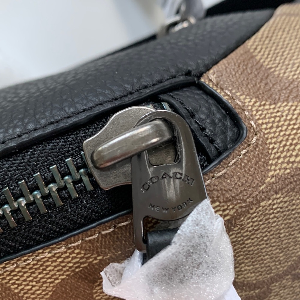 COACH Warren Belt Bag Colorblock Signature Canvas Gunmetal/Khaki Terracota NWT - Picture 10 of 13